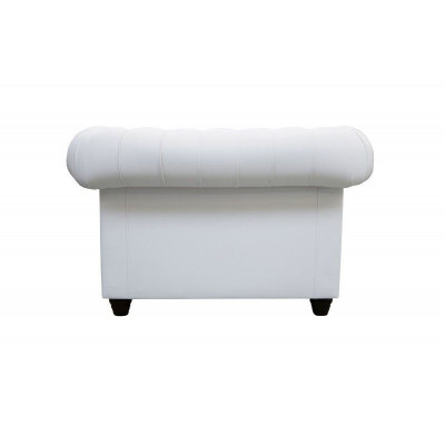 Elegant White Chesterfield Armchair: The charm of the Classic n in a modern style