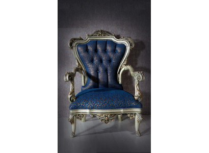 A fabulous Classic n style armchair in Blue with Decorative n patterns