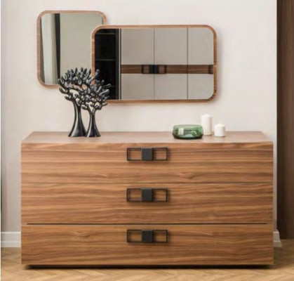 Modern Brown Bedroom Chest of drawers Elegant Drawer Compartments Wood Furniture