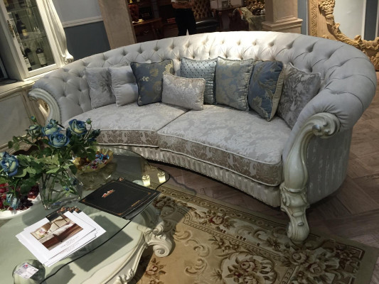 Classic four-seater living room couch textile baroque rococo luxury sofa