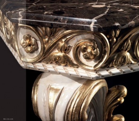 Designer coffee table with marble top in Classic n style