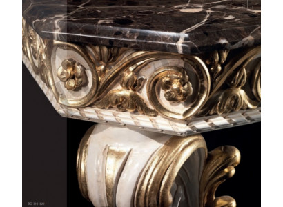 Designer coffee table with marble top in Classic n style