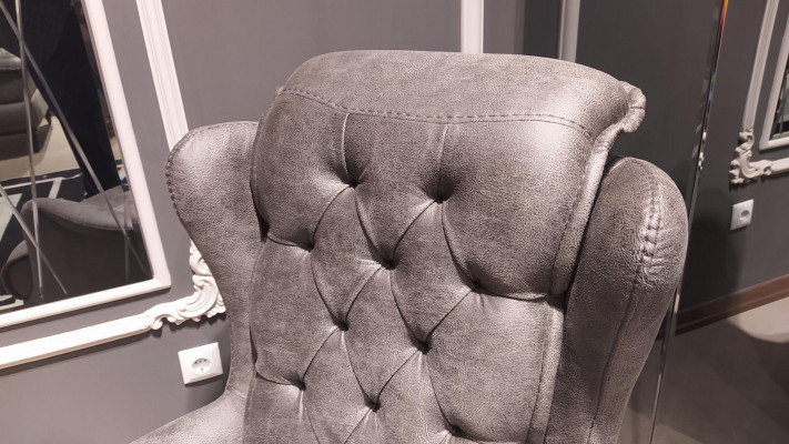 Chesterfield wing chair with side table lounge corner 2 pieces. Armchair sofa