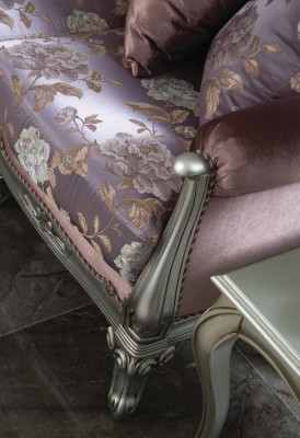 Classic r Armchair with Floral Pattern Purple Sofa Single Seater Baroque Rococo