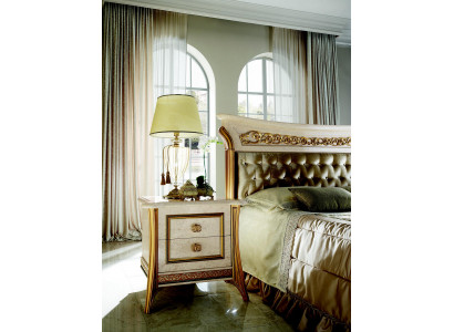 Bed + Bedside table royal Bedroom Upholstered bed Baroque Rococo Designer